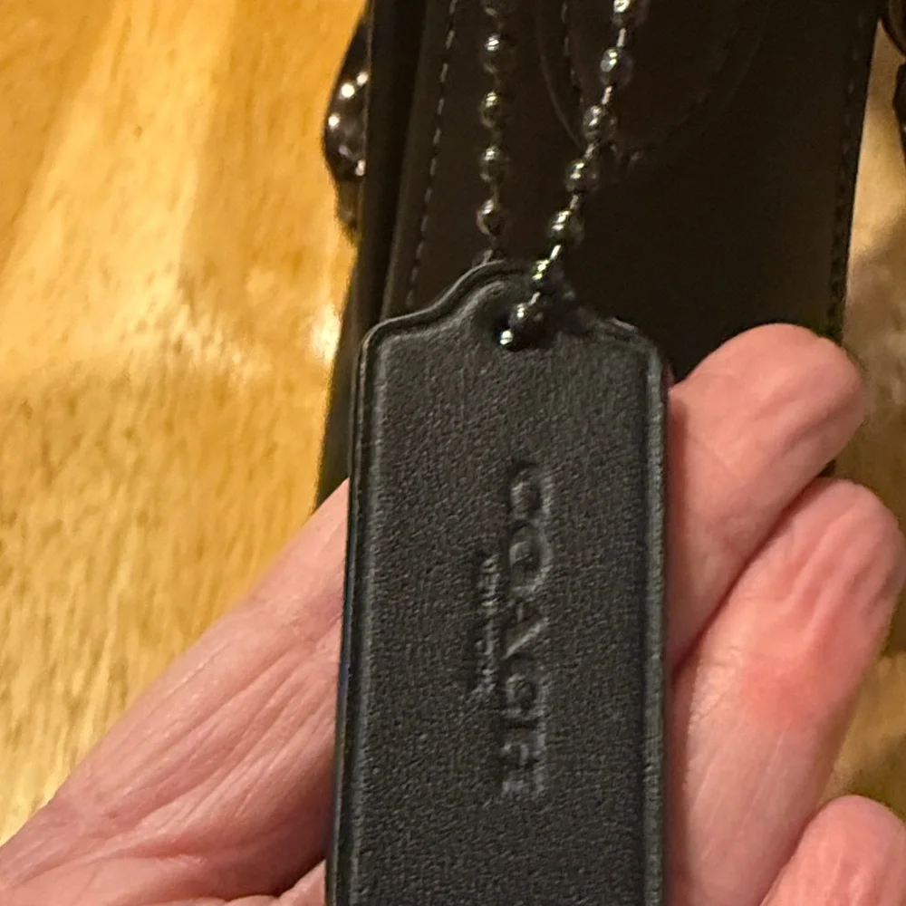 Coach Black Leather Tabby Shoulder Bag with Signature 'C' Hardware - Picture 2 of 10